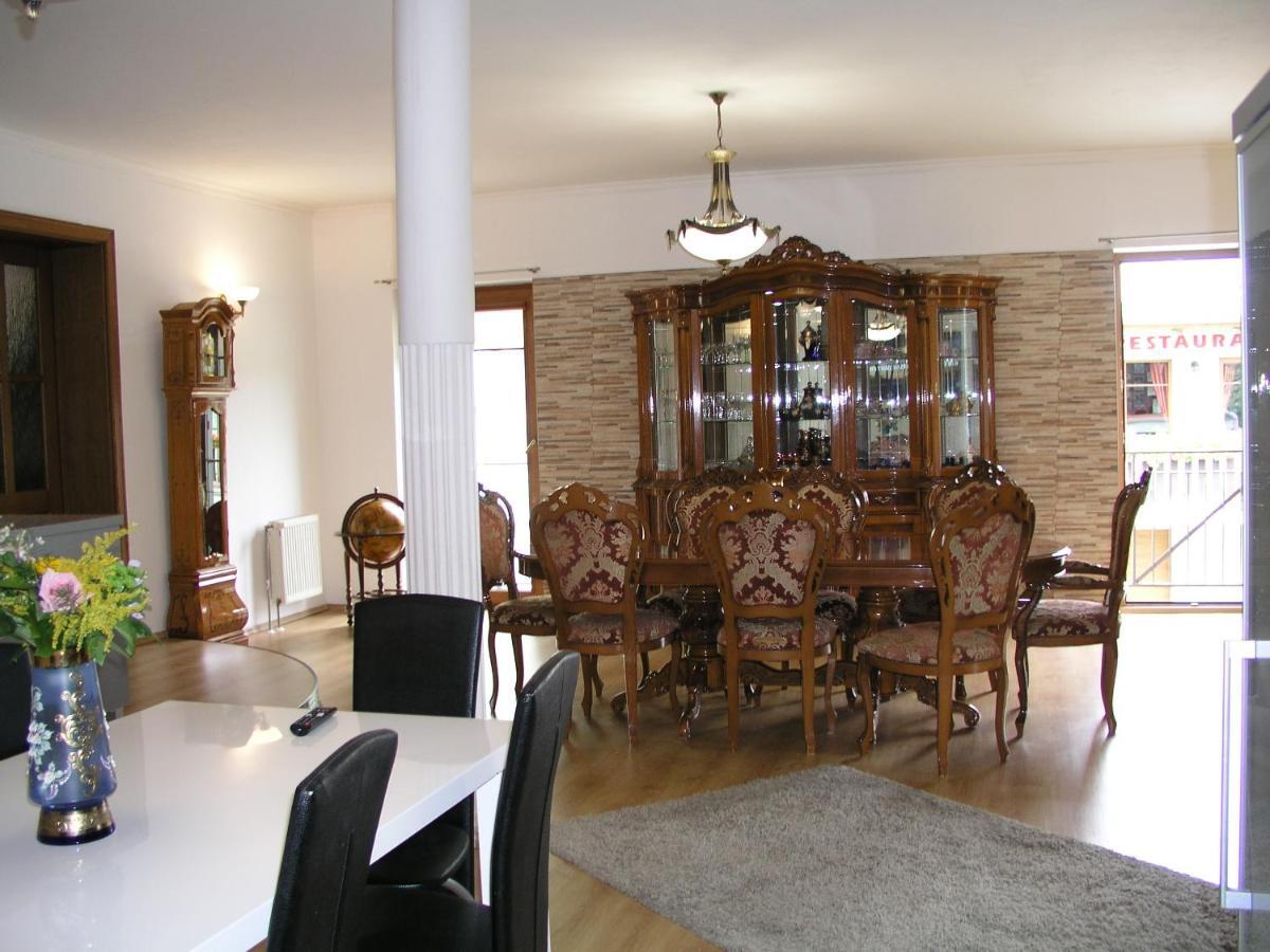 Villa Vlasta Karlsbad Exteriör bild